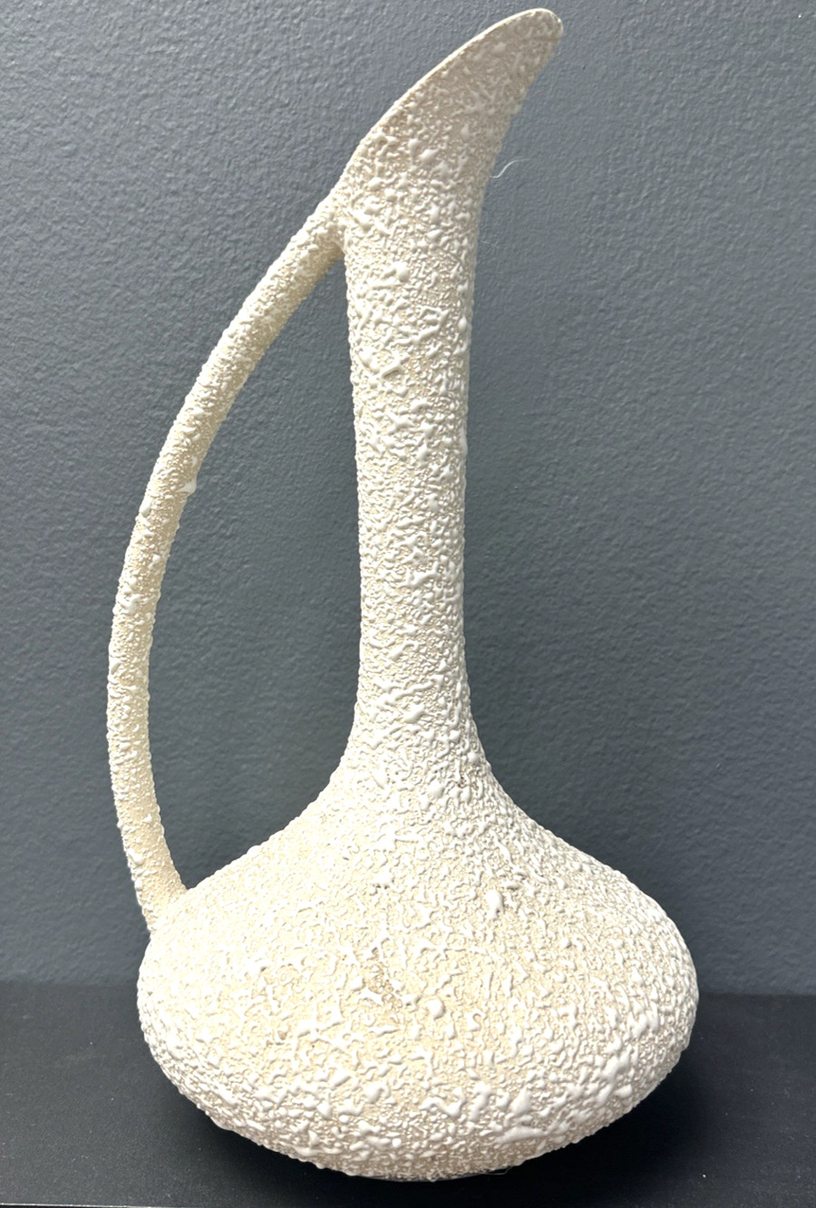 Vintage Dryden Arkansas Pottery Textured White Blue Inside Drip Ewer Pitcher 11”